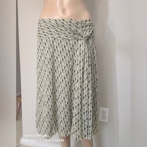 Kenneth Cole Reaction Geometric Print Midi Skirt – Stretch Waist, Side Knot Deta